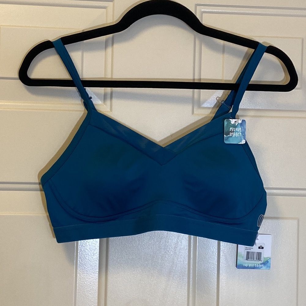 Balance Collection Sports Women Bras Size M